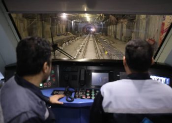 انجام تست گرم فاز اول خط سه قطارشهری مشهد در روز ١٨ فروردین