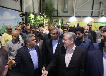 نمایشگاه گل و گیاه مشهد محلی برای تبادل تجربیات حوزه فضای سبز کلان‌شهرهای کشور