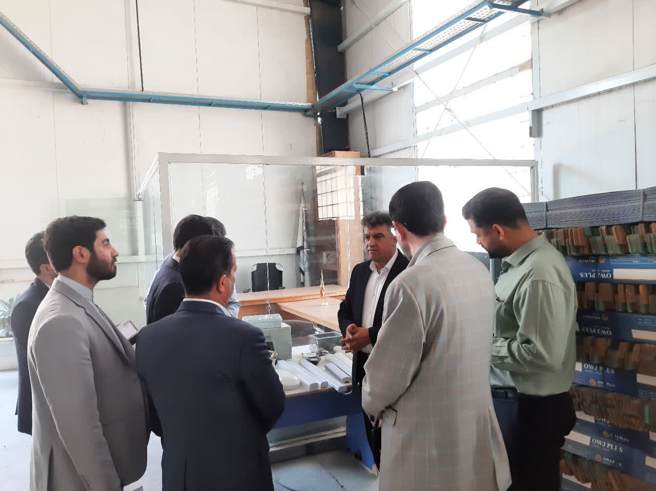 پایش میدانی ۶۰ واحد صنعتی خراسان رضوی با استقرار کلینیک کسب‌وکار سیار