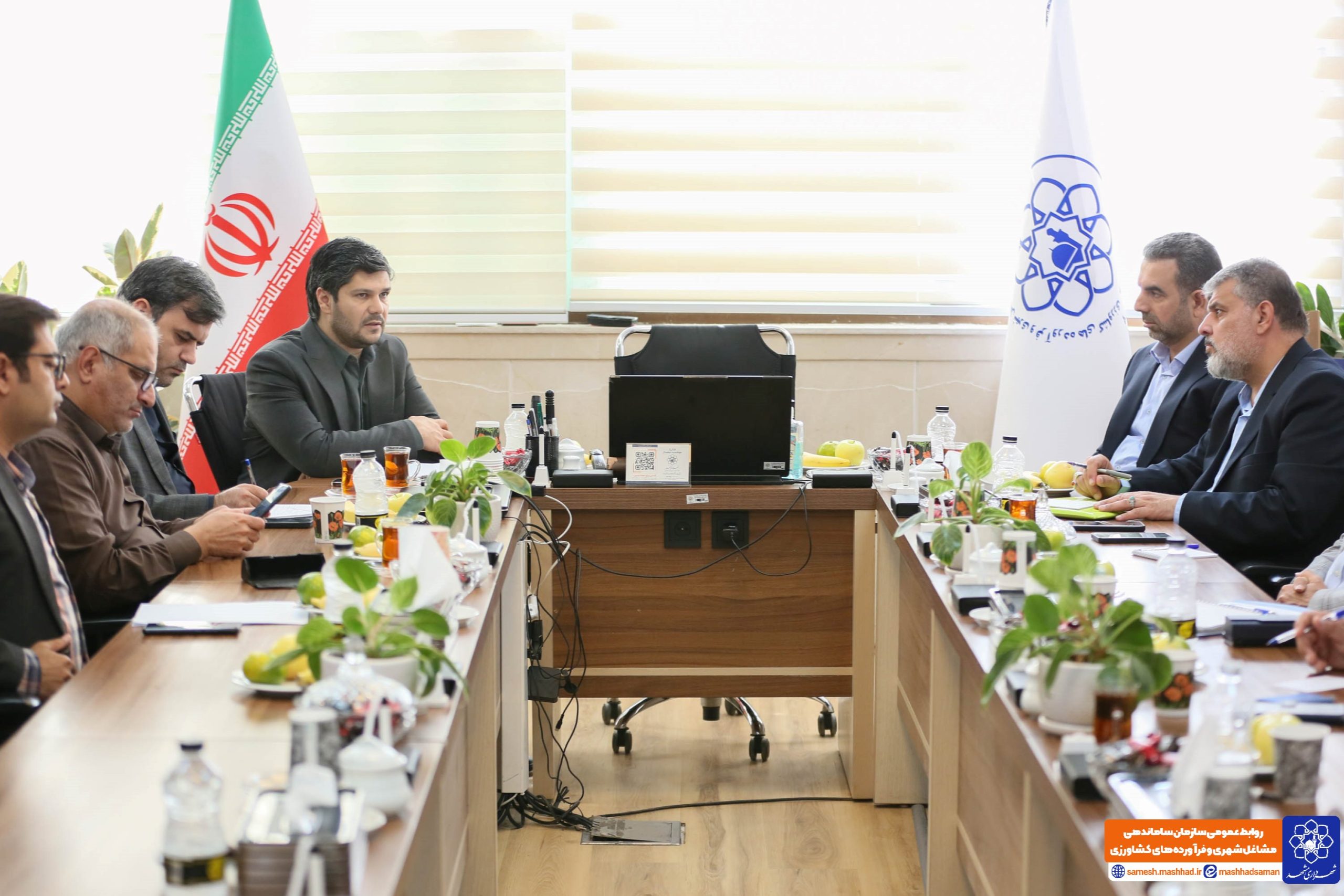 در راستای توسعه تعاملات میان کلان‌شهرها؛ بازدید مدیرعامل سازمان زیباسازی شهرداری اهواز از سازه‌های تبلیغاتی، دیجیتال‌بردها و سامانه مدیریت تبلیغات صنوف مشهد