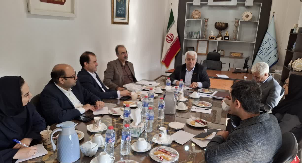 مرکز نوآوری و خانه خلاق صنایع‌دستی پل ارتباطی و حلقه وصل دانشجویان، دانشگاهیان، بازار و مصرف کنندگان است