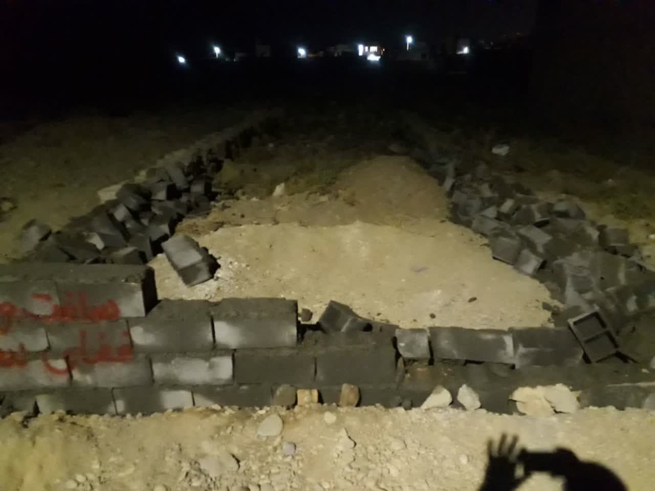 تخریب ساخت‌وساز غیرمجاز در حریم تپه باستانی چناران 